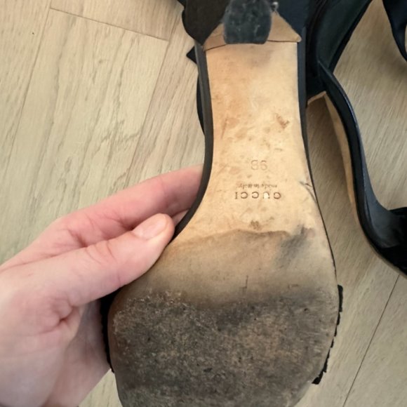 Gucci black satin sandals size 39 - Picture 3 of 4